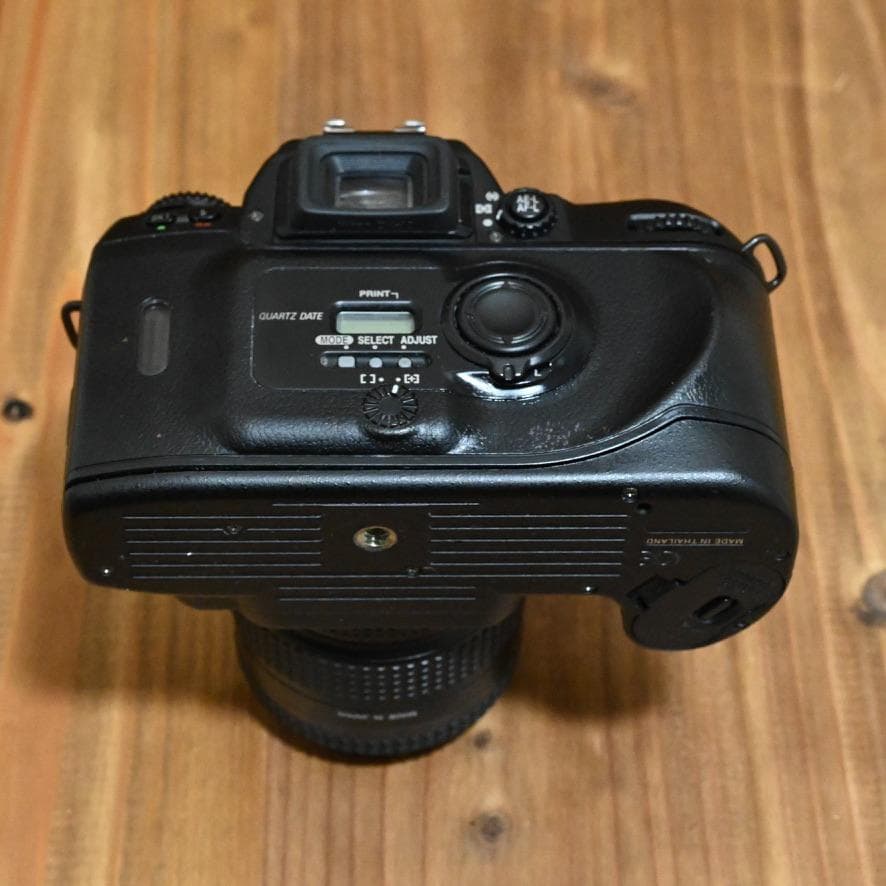 【新生活応援値下げ！】Nikon F80D＋標準レンズ+ストラップ新品