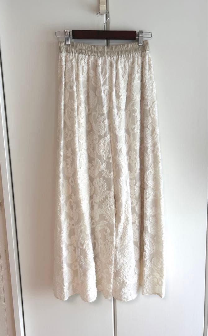 ハ*】様 タグ付 BEARDSLEY カットジャガードサルエルパンツ ホワイト