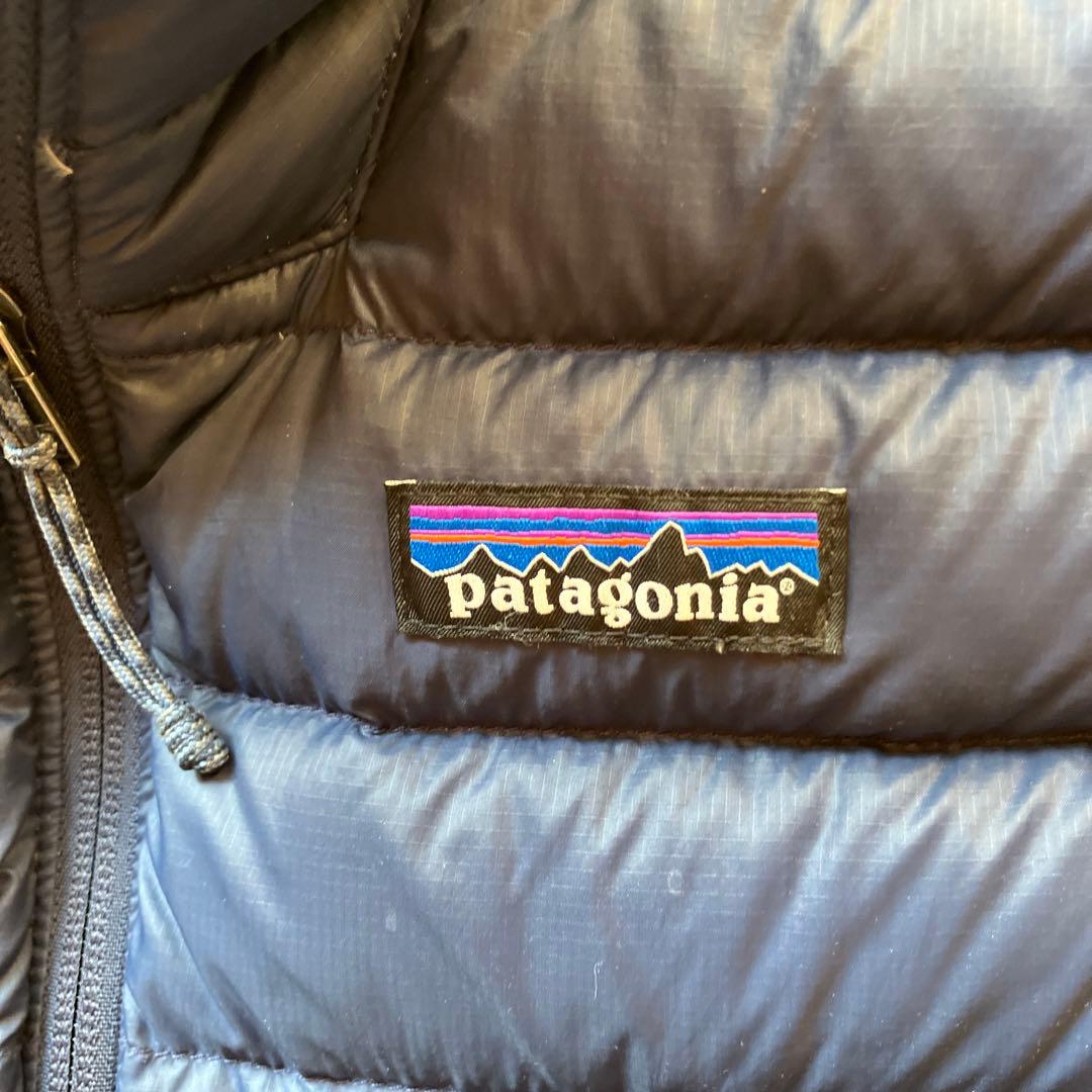 パタゴニア メンズ ベスト S サイズ　NEW NAVY