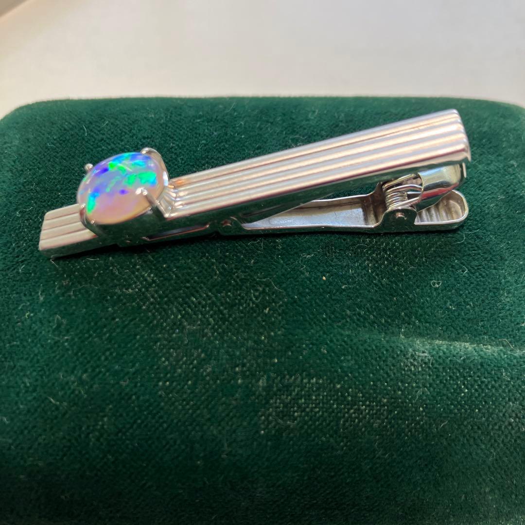 オパール付き14金ホワイトゴールドのネクタイピン総重量７グラム