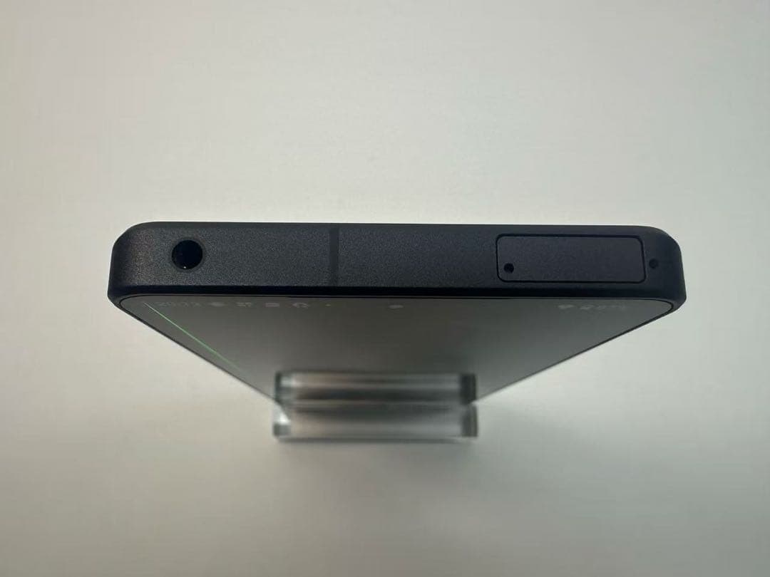 Aquos R8 pro docomo 256gb simフリー