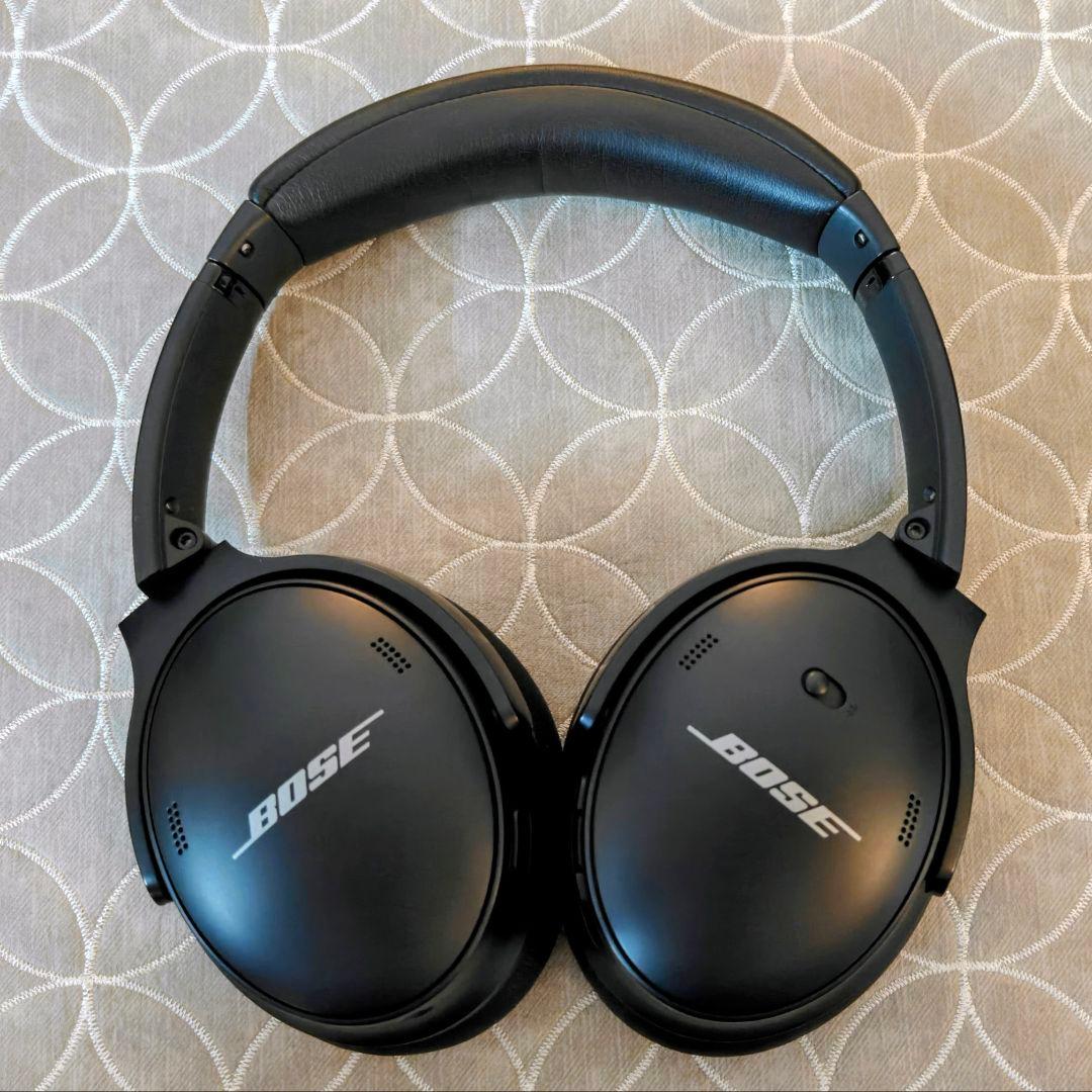 BOSE ワイヤレスヘッドホン QuietComfort QC45 ケース付き