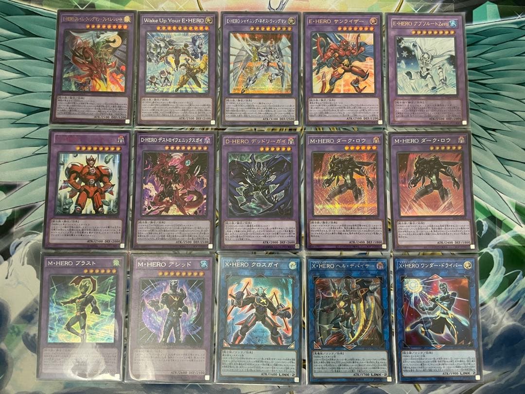HEROデッキ　プレイマット付き　シークレット統一　サイドデッキあり