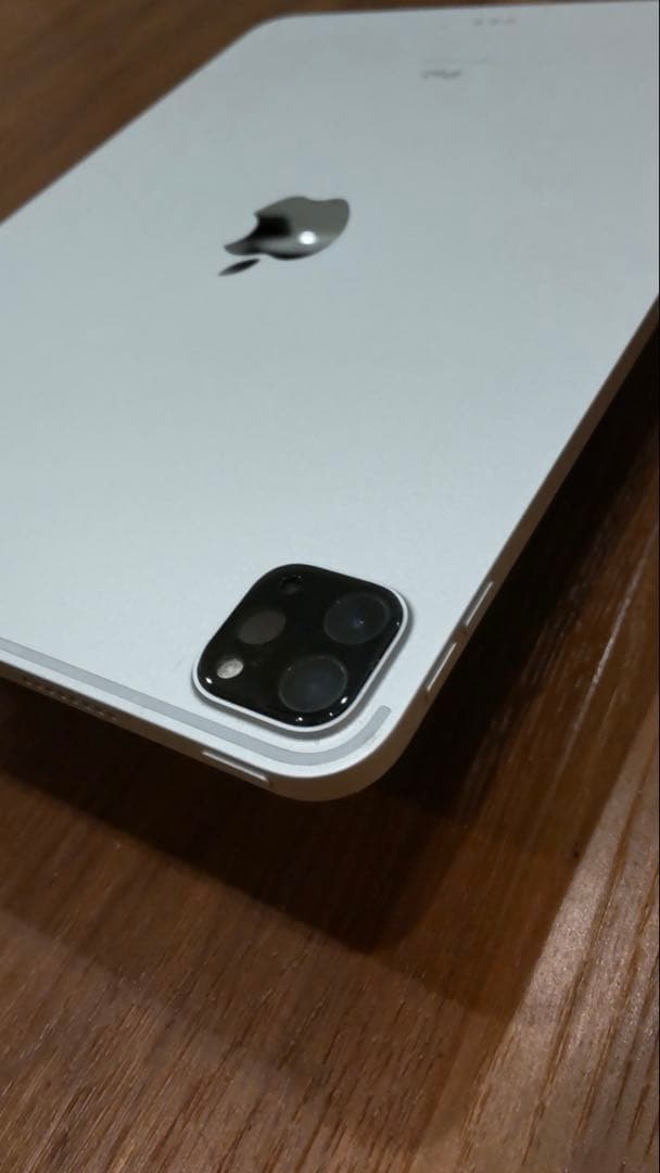 美品 M1 iPadPro 11インチ 1TB 最大容量100％ 3世代＋ケース