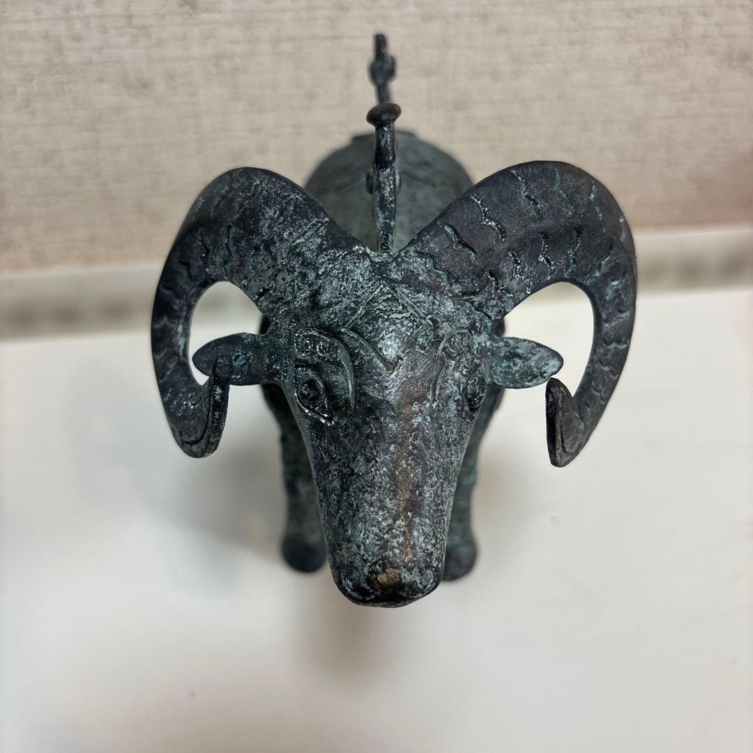 青銅器　羊の形装飾品羊尊 盛酒器 置物 祭祀品 古美術