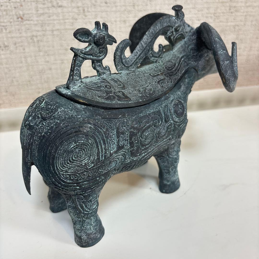青銅器　羊の形装飾品羊尊 盛酒器 置物 祭祀品 古美術