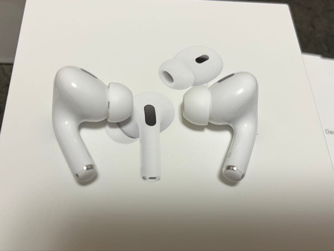 【中古美品】AirPods Pro 第2世代 MQD83J/A