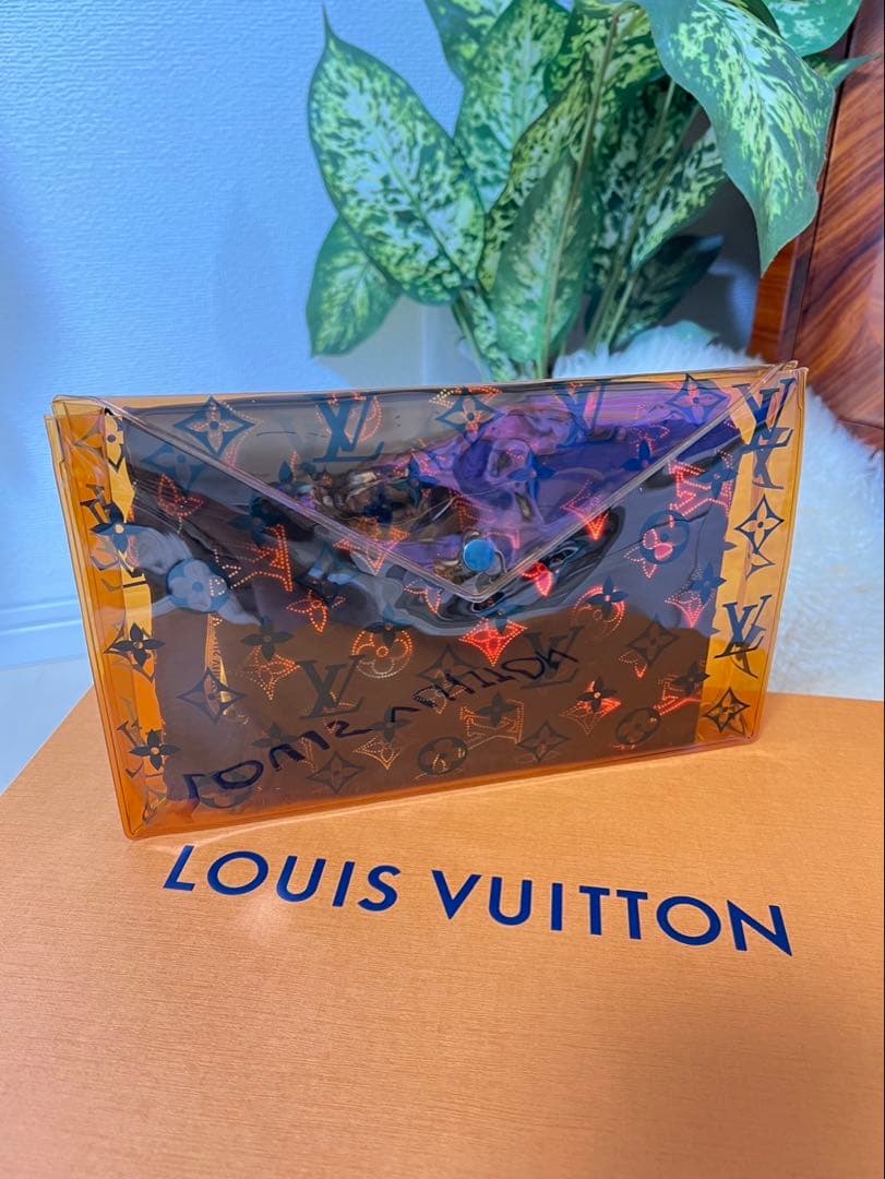 LOUIS VUITTON ワンピース水着 34サイズ 試着のみ!!超美品!!