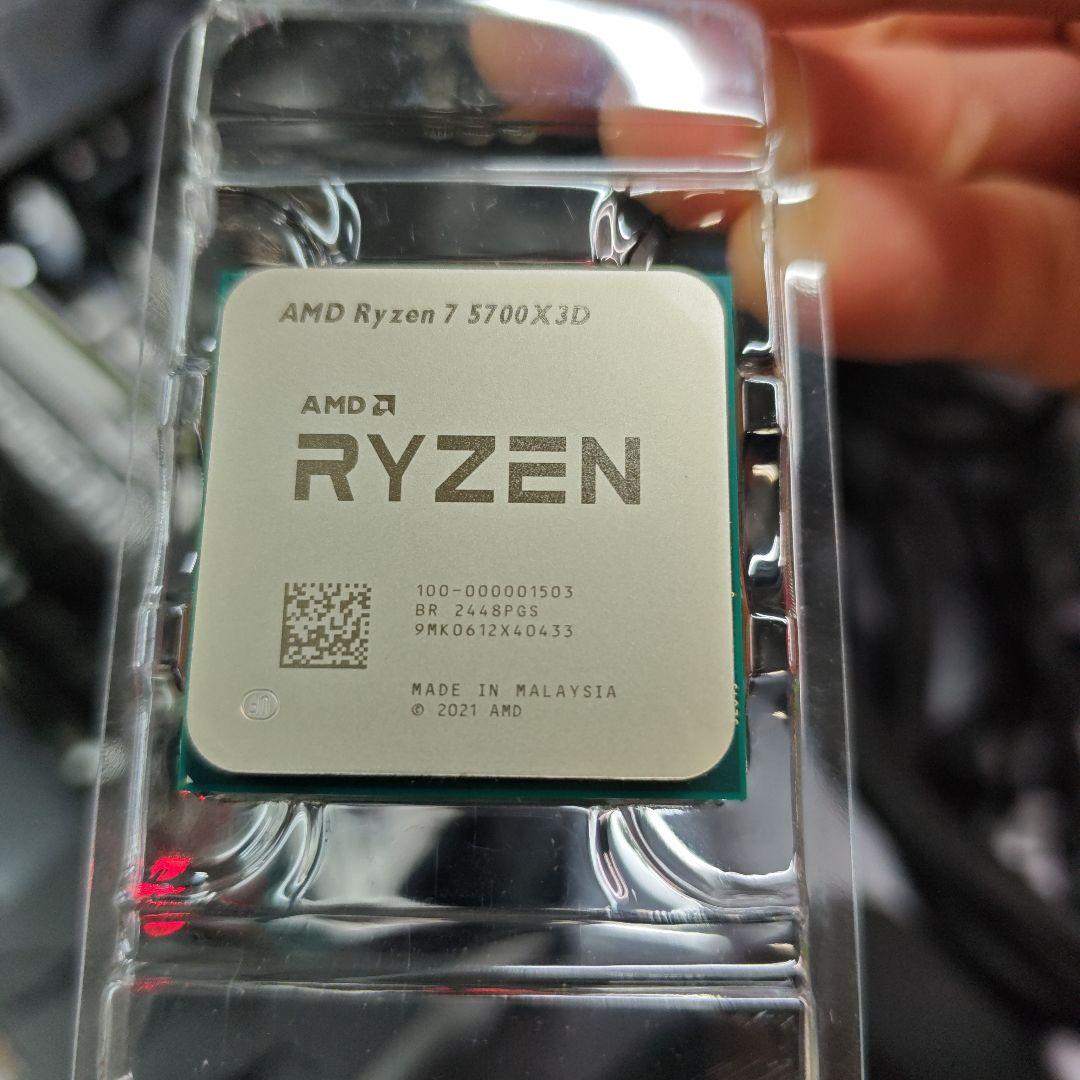 AMD Ryzen 7 5700X3D⑧