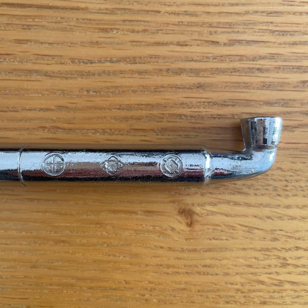 煙管　キセル　パイプ　銀色