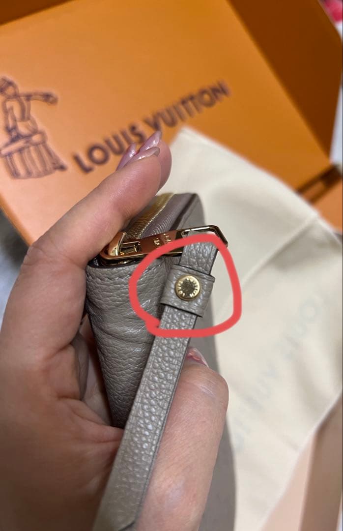 みっち　　ルイヴィトン　アンプラント　ジッピーウォレット