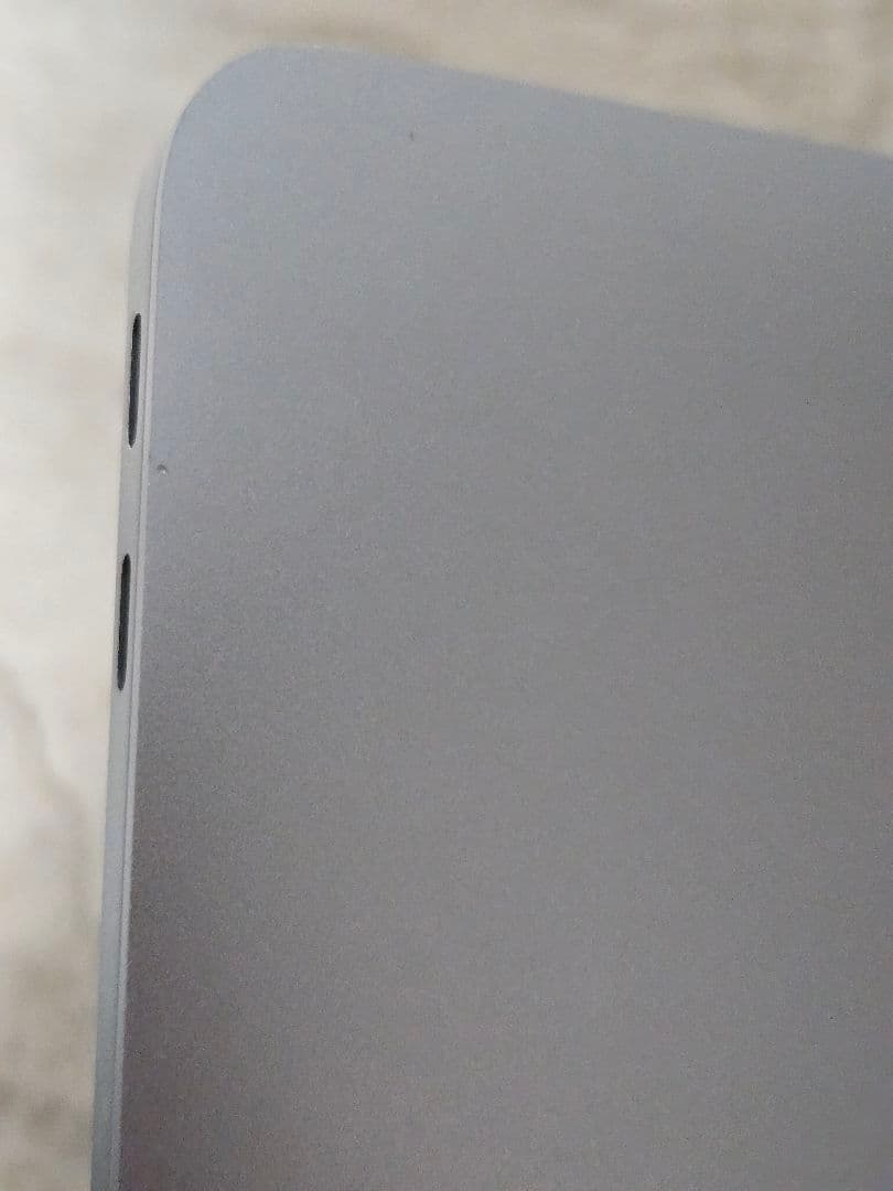 MacBook本体 Apple MacBook Air 2020 (M1, 16GB)