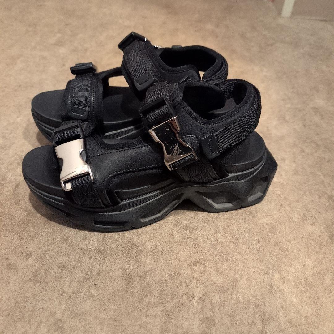 ビルディングソールサンダル ブラック