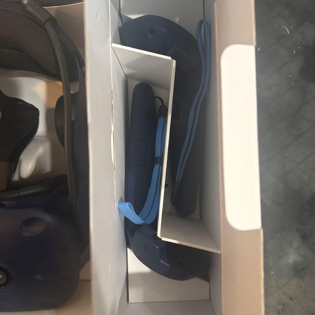 VIVE Pro VRヘッドセット