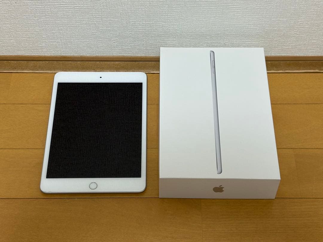 iPad mini 第5世代（MUQX2J/A）7.9inch 64GB