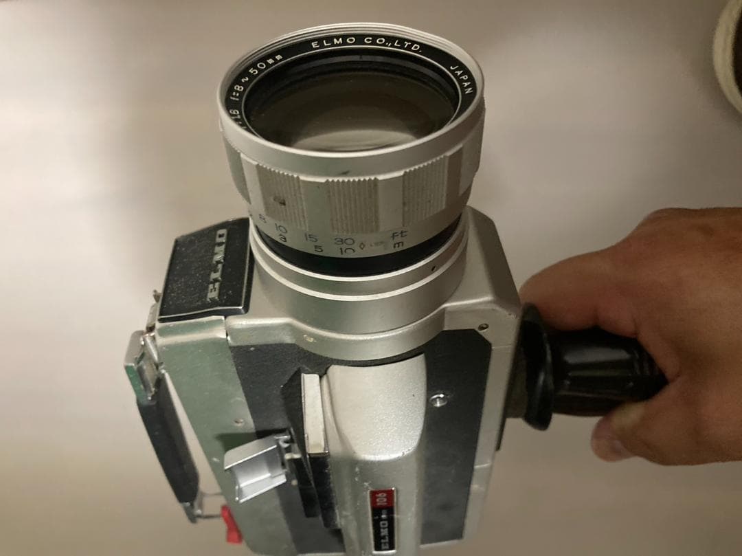 【値下げ！】ELMO SUPER 106 / 8ミリフィルムカメラ