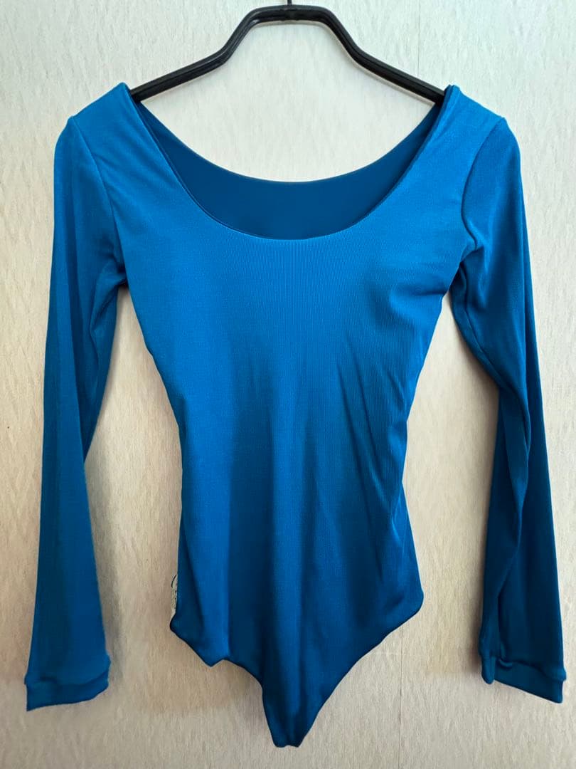 新品未使用品アダルadaluワンピース水着