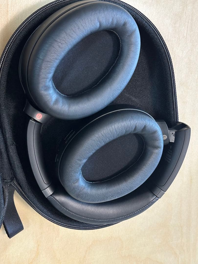 SONY WH-1000XM3 数回のみ使用　美品