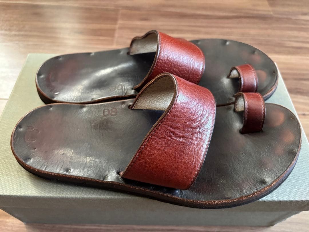 出前一丁。。。様　ユッタニューマン ブラウン レザー サンダル