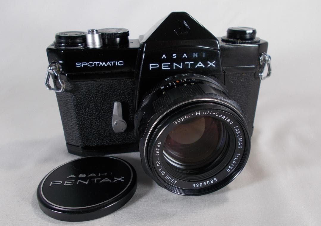 フィルムカメラ 整備済 完動品　Pentax SP　+ f/1.4　R189