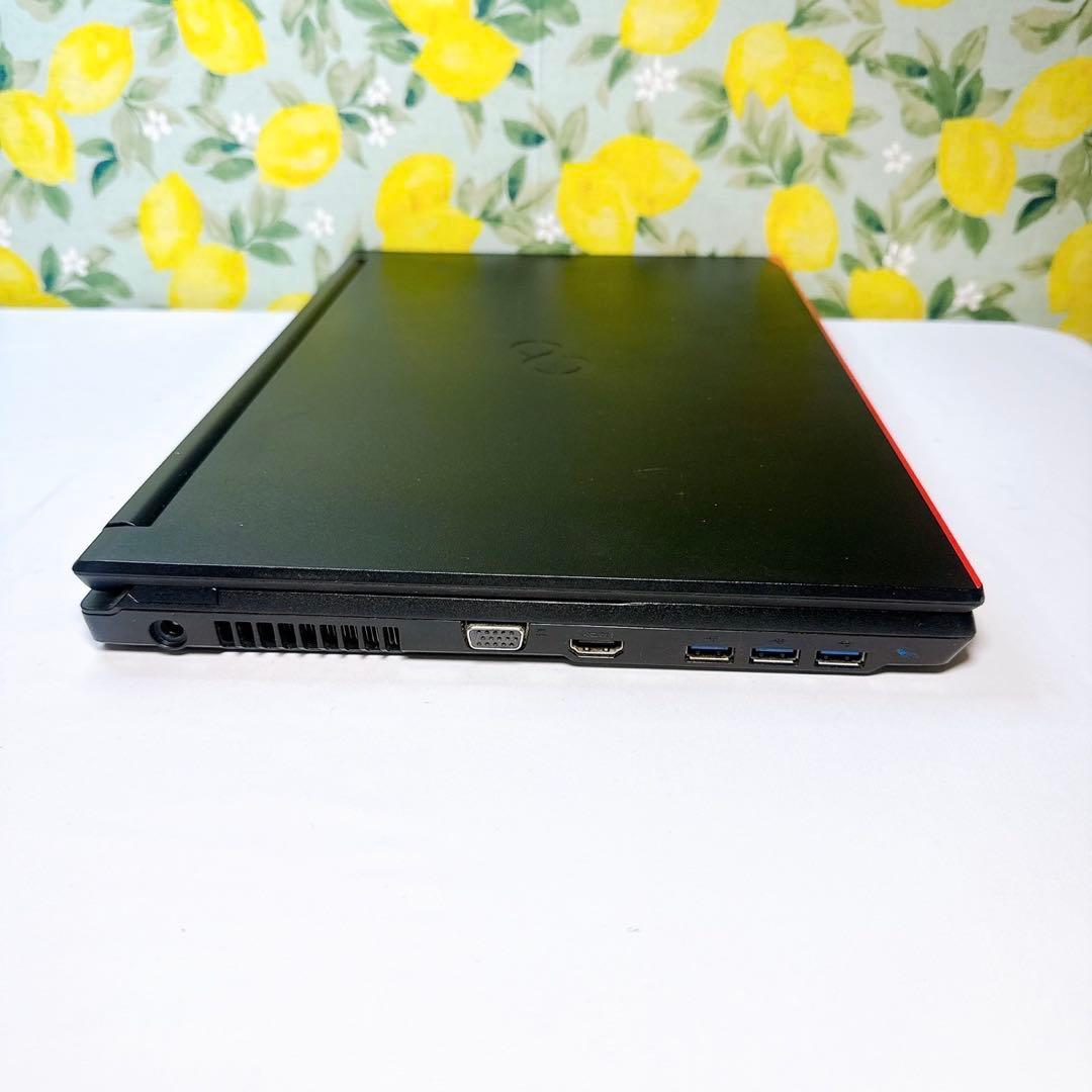 高年式❤️大容量❤️すぐ使える❤️事務作業や動画鑑賞、お仕事用にいかがですか❤️