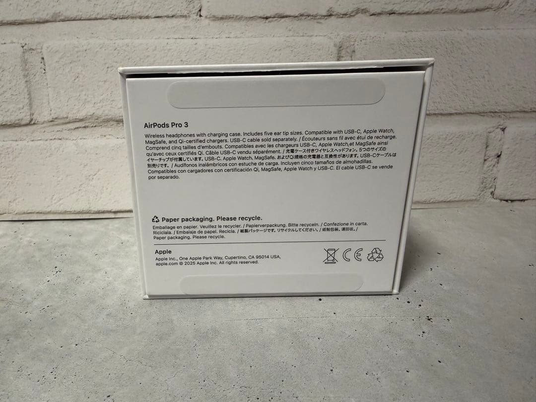 【新品】 Apple AirPods Pro 3 証明書有り