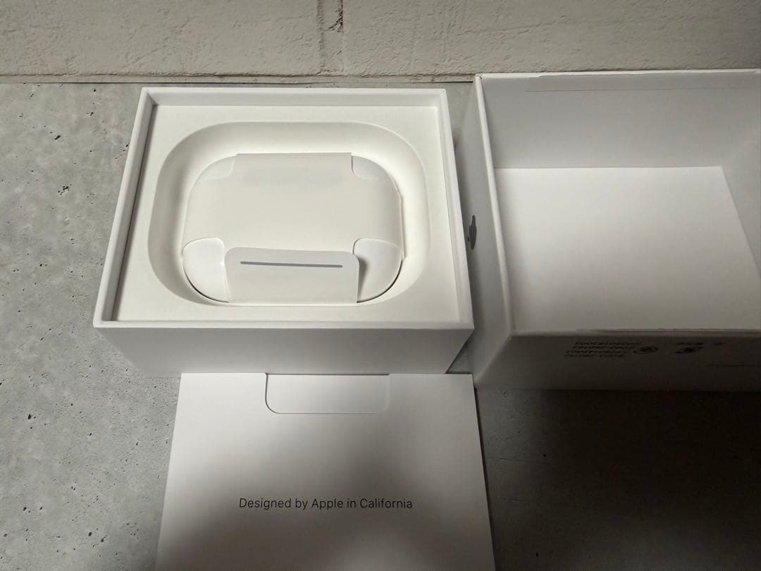 【新品】 Apple AirPods Pro 3 証明書有り