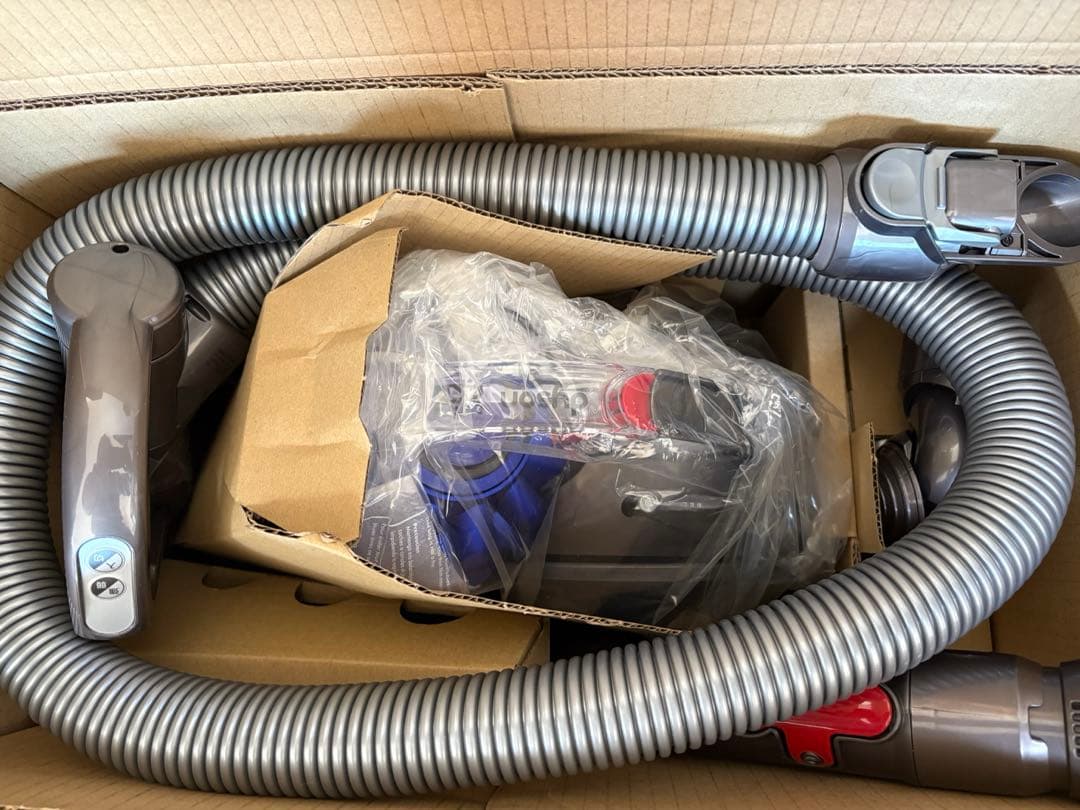 【新品・未使用】ダイソン サイクロン式キャニスター　DC48