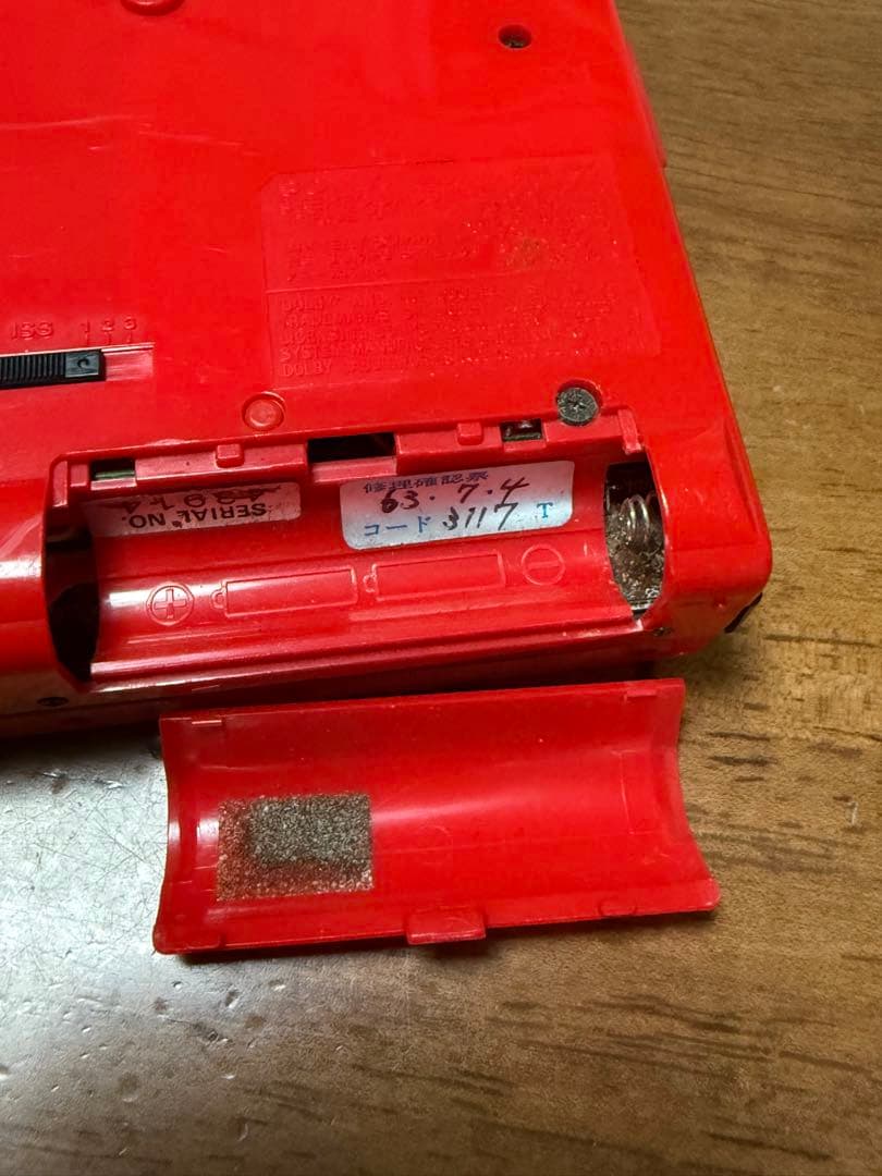 SONY WM-F65 ウォークマン 本体 ジャンク 赤色 レトロ