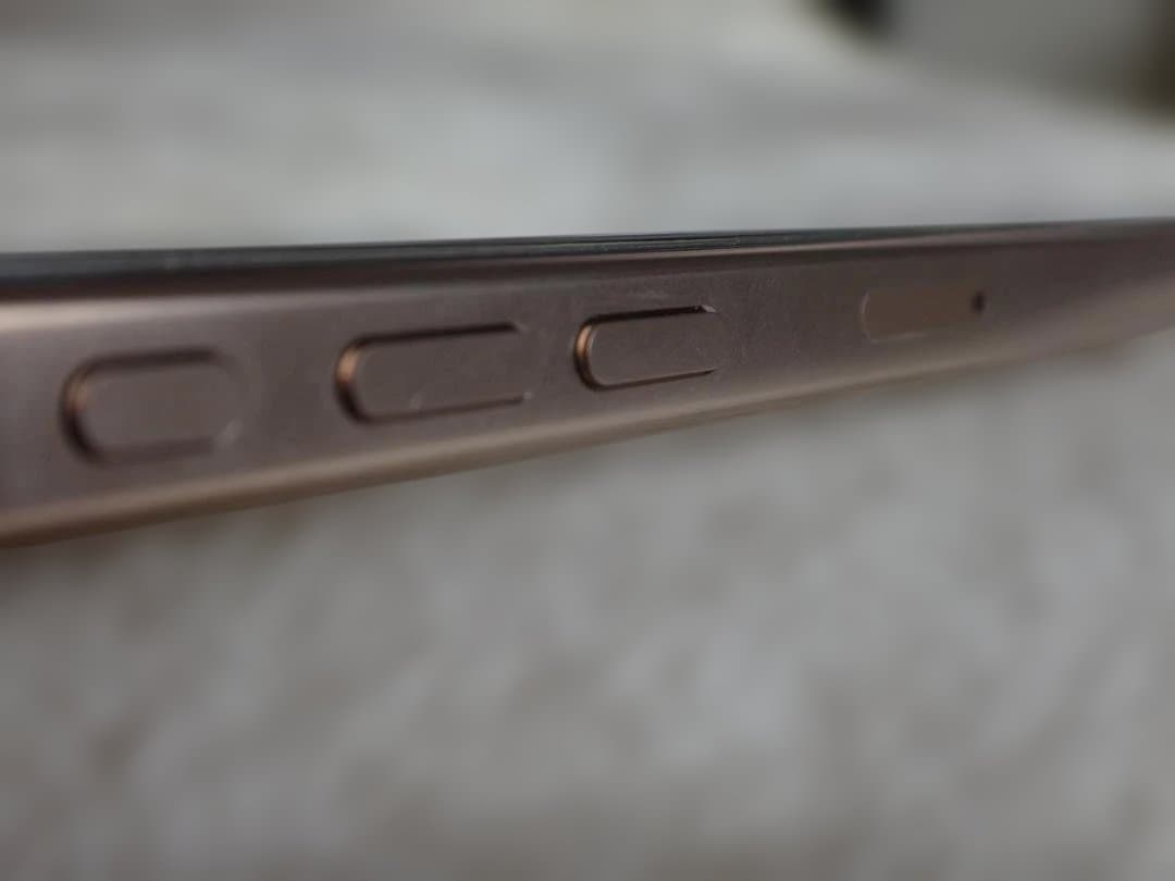 【中古美品】Apple iPhone 16 Pro Max 256GB