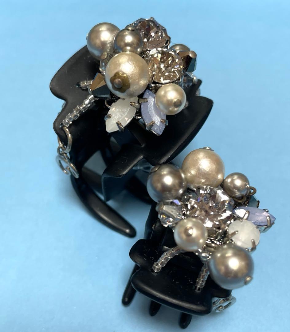 美品COMPLEX BIZ ヘアクリップ 大、中2点セット ネイビーパール