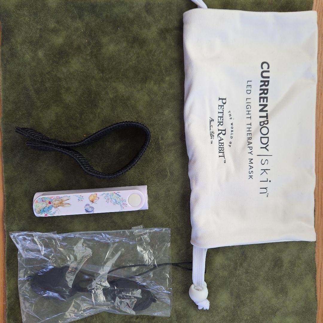 ボディ・フェイスケア SakikoCURRENTBODY LED Light Therapy M