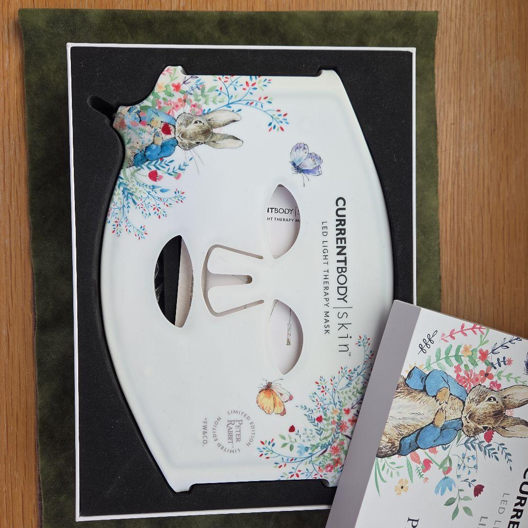 ボディ・フェイスケア SakikoCURRENTBODY LED Light Therapy M