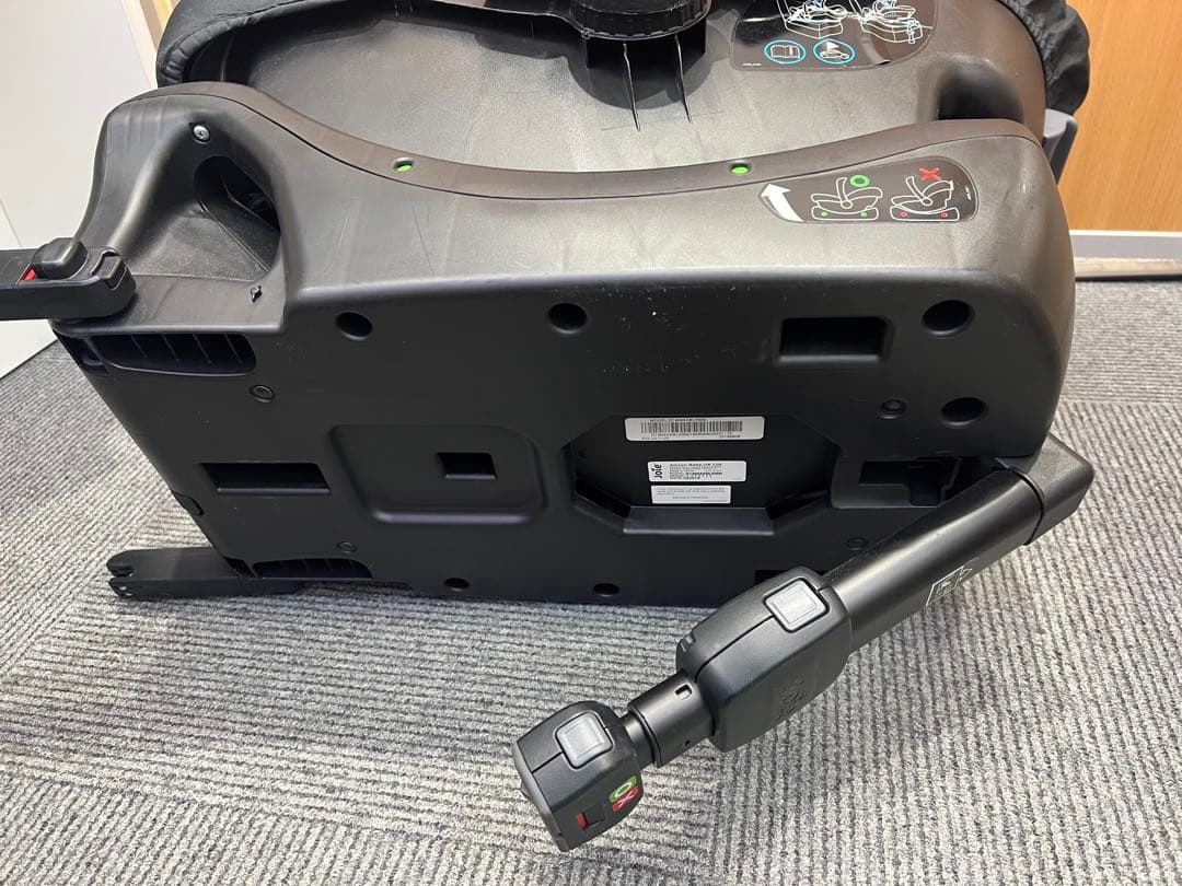 Joie i-baseとi-Snug D1404AABLK500