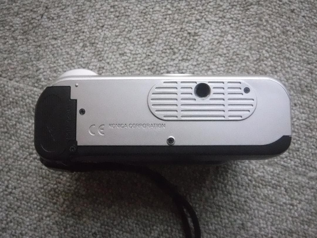 KONICA コンパクト フィルムカメラ Konica Z-up 60 シルバー