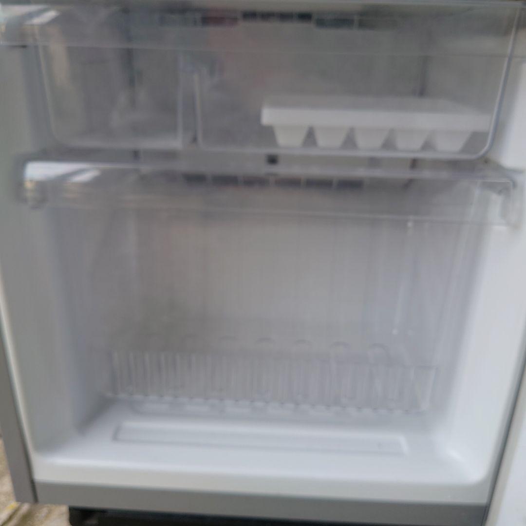 冷蔵庫 ユーイング UR-JT10H 2015年製