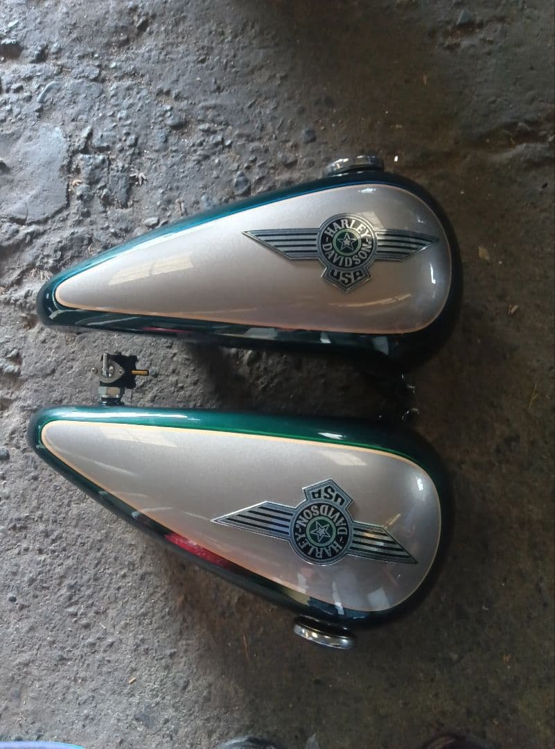 ハーレー evo flstn 96年式　純正タンク