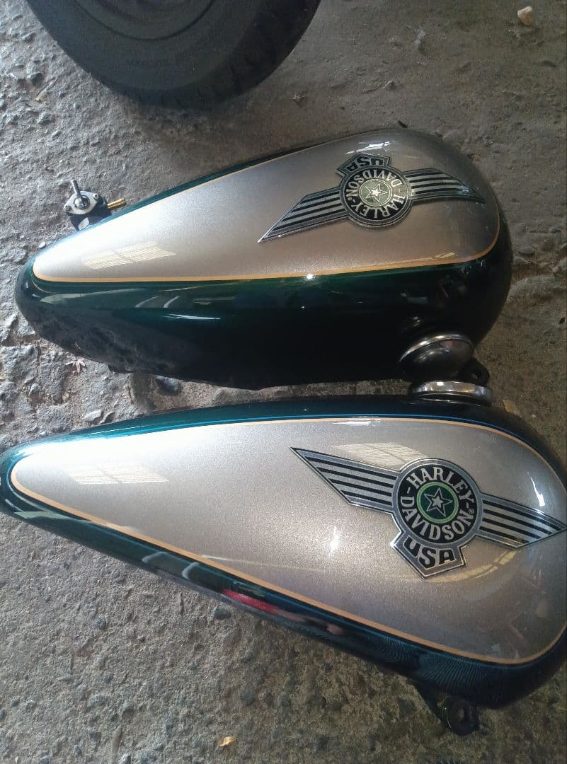 ハーレー evo flstn 96年式　純正タンク