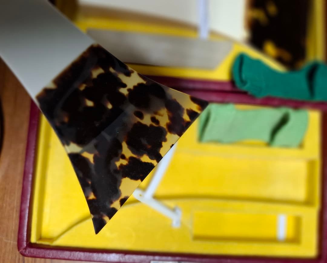 バ*友様 三味線バチ 　鼈甲とプラ製品