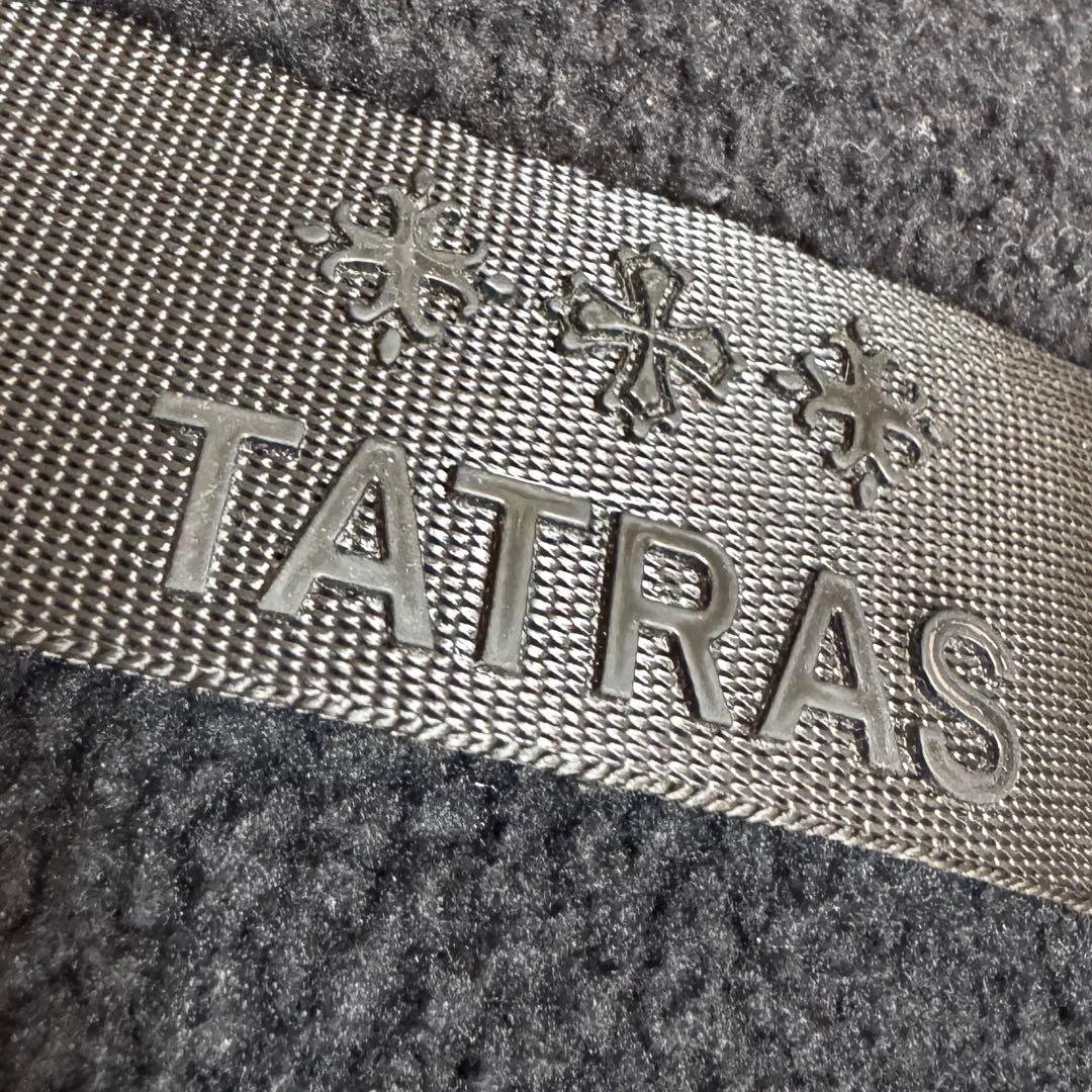 【美品】TATRAS DITAN 胸ロゴ ボアフリースベスト Lサイズ ブラック