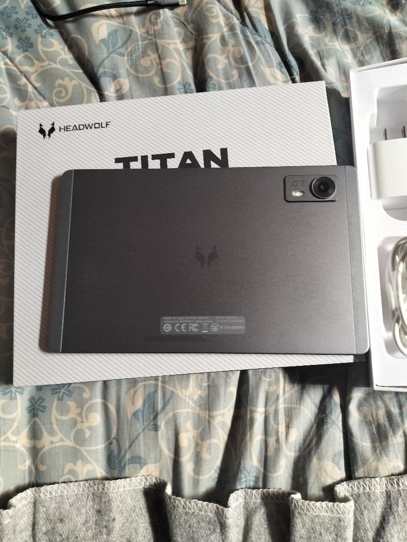 HEADWOLF TITAN 1 タブレット 純正ケース付き