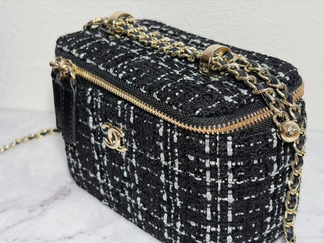 CHANEL ノベルティ　チェーン　ショルダーバッグ　ツイード 訳あり