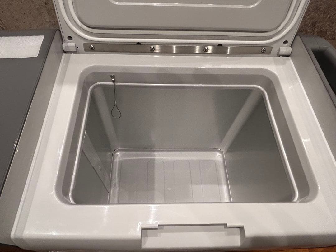 ポータブル冷蔵（冷凍）　ハイスペックフリーザー　TWINBIRD SC-DF25