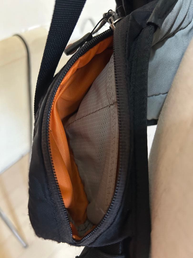 THE NORTH FACE バックパック 黒/赤