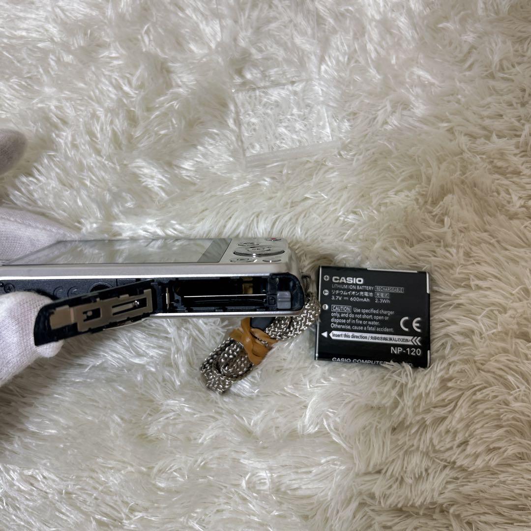 【美品】 CASIO EX-ZS35 コンパクトデジタルカメラ　動作確認済み