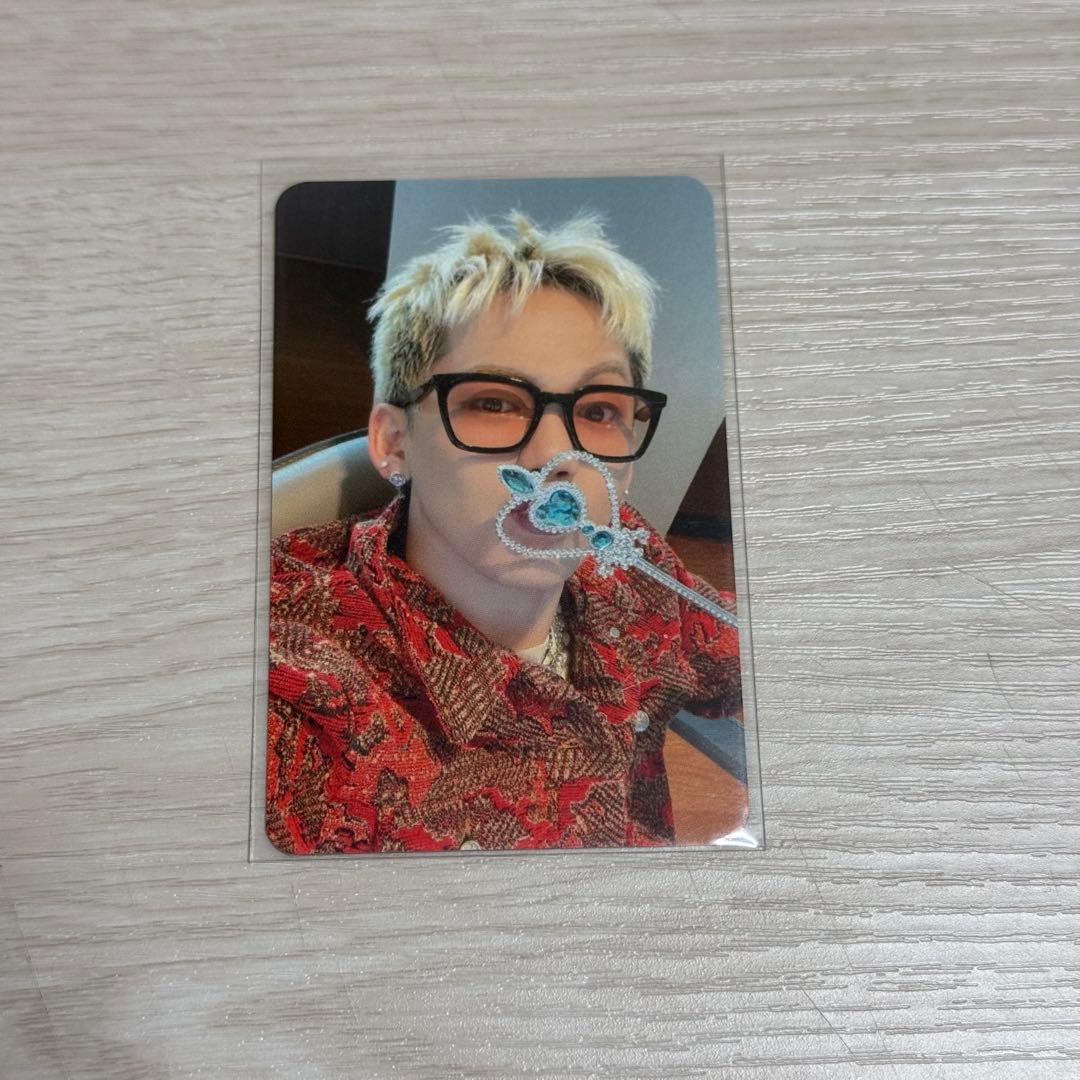 公式 treasure ヒョンソク カスタム 特典 トレカ