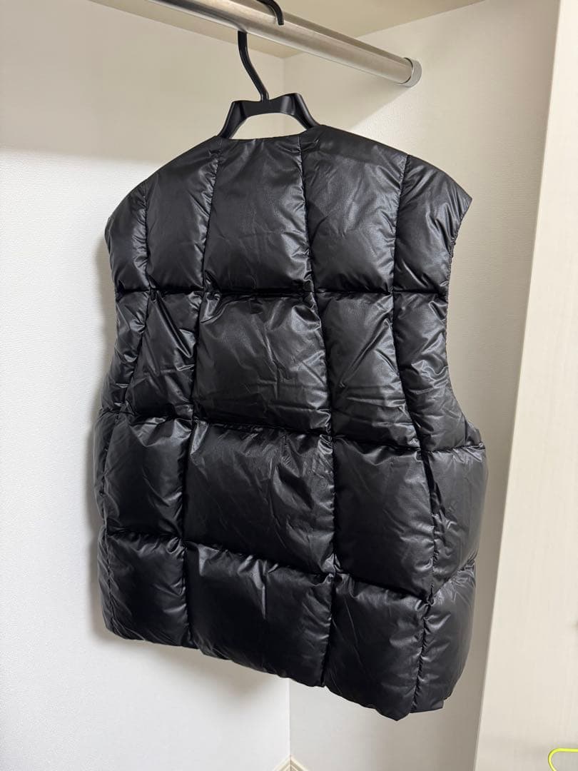 Goldwin 0 スリーディメンショナルダウンライトベスト