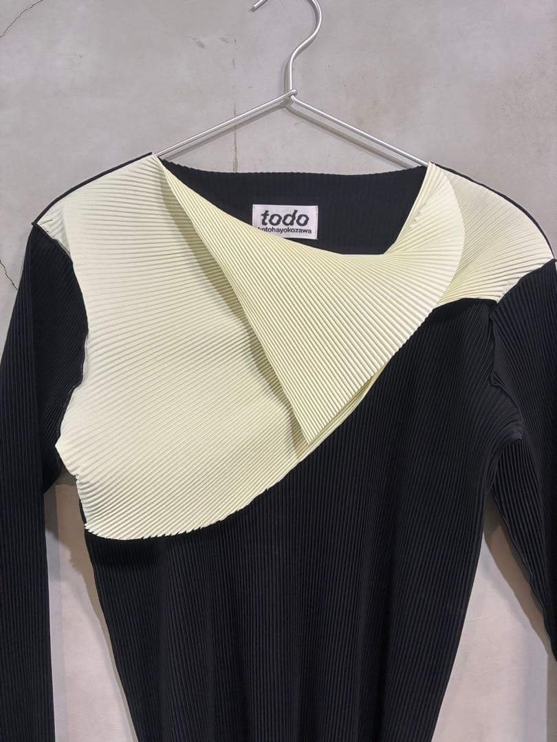 kotohayokozawa todo 長袖トップス コトハヨコザワ