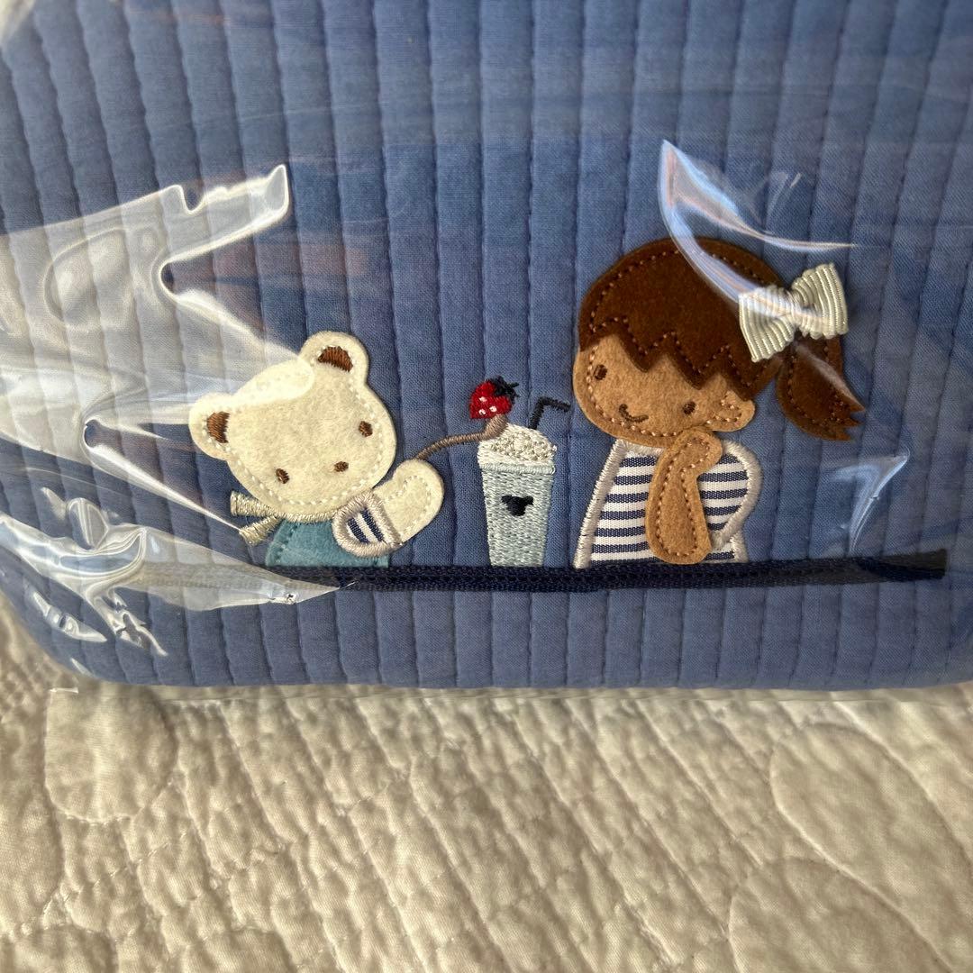 新品ファミリア受注販売ポーチ〈pionunnal × familiar〉未使用品