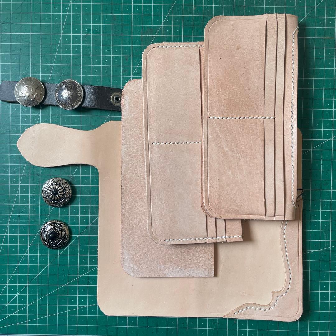 おみつ様オーダー商品です。バイカーズウォレット　左利き用